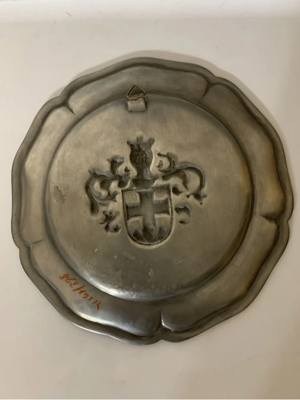 Vintage Landsberg Germany 7.5” Pewter Plate Coat Of Arms Hang Plate
